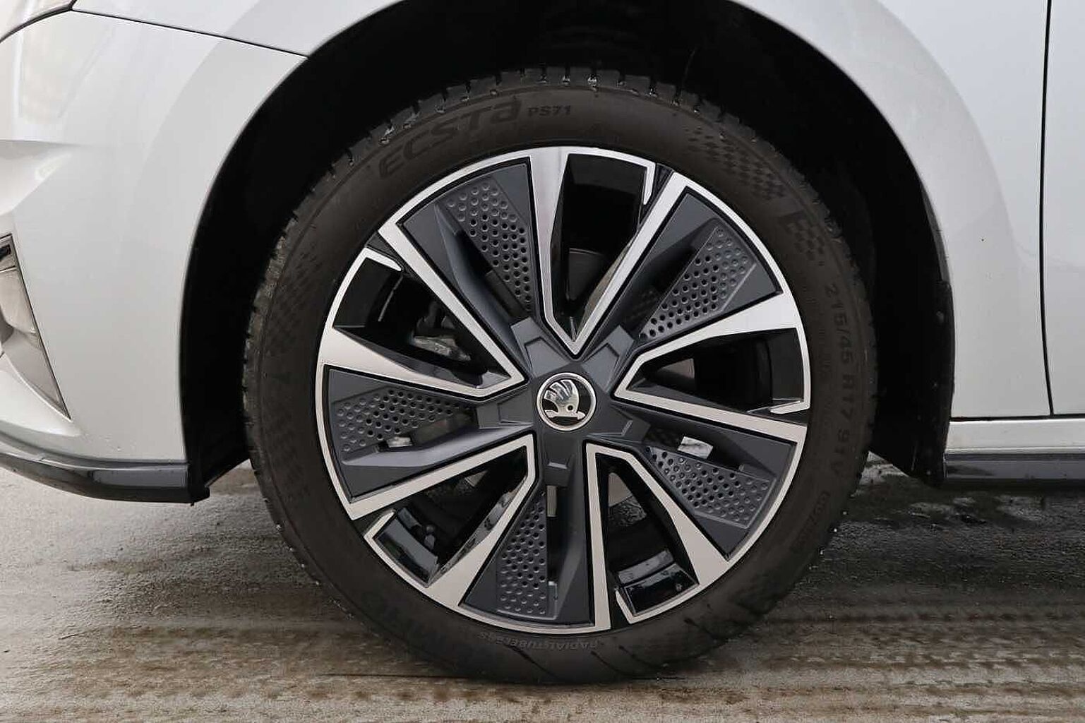 SKODA Fabia Hatch 1.5 TSI (150ps) Monte Carlo DSG